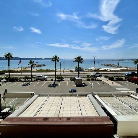 Superbe Apt 2P Front De Mer Pour 4 Pers Avec Terrasse - Cavalaire-Sur-Mer - Fr-1-226B-162 Extérieur photo