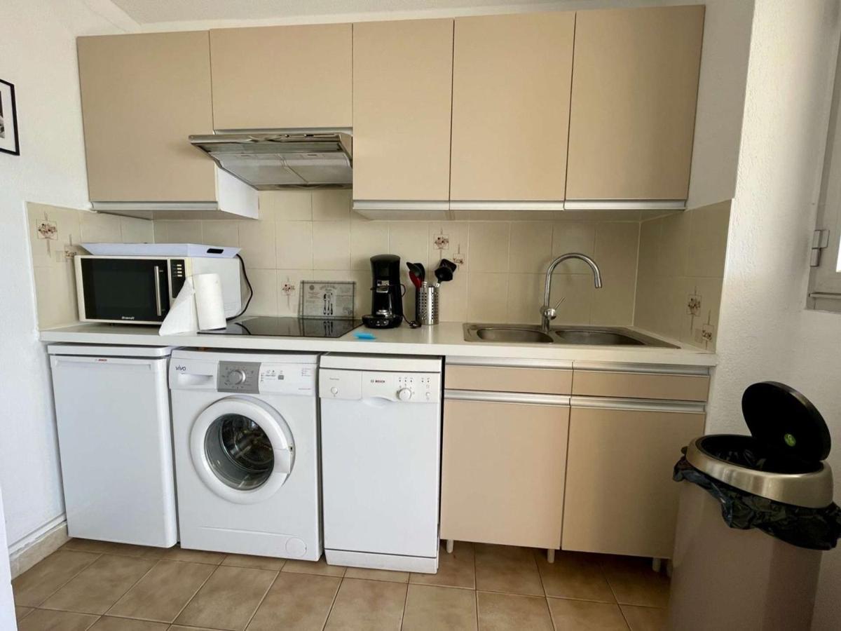 Superbe Apt 2P Front De Mer Pour 4 Pers Avec Terrasse - Cavalaire-Sur-Mer - Fr-1-226B-162 Extérieur photo