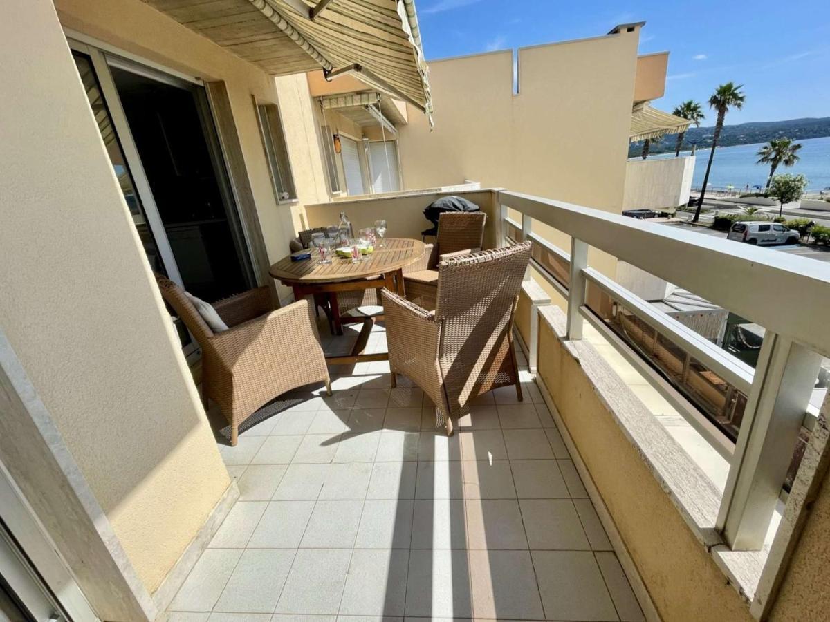 Superbe Apt 2P Front De Mer Pour 4 Pers Avec Terrasse - Cavalaire-Sur-Mer - Fr-1-226B-162 Extérieur photo
